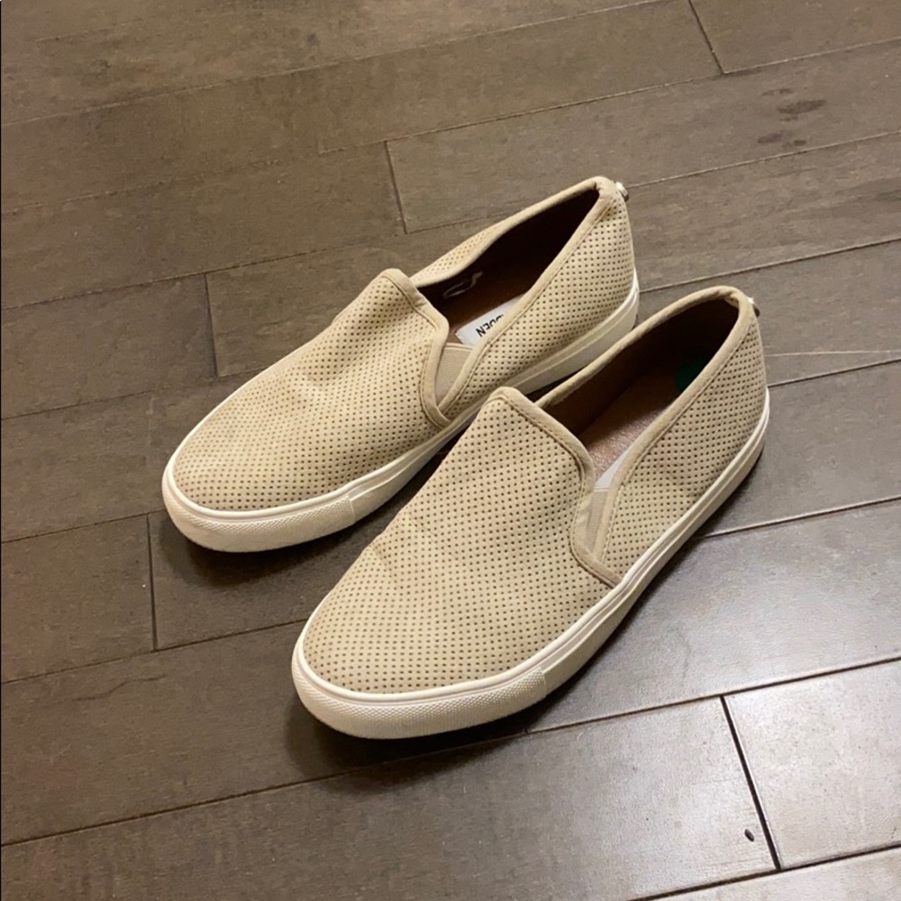 Steve Madden Slide Ons